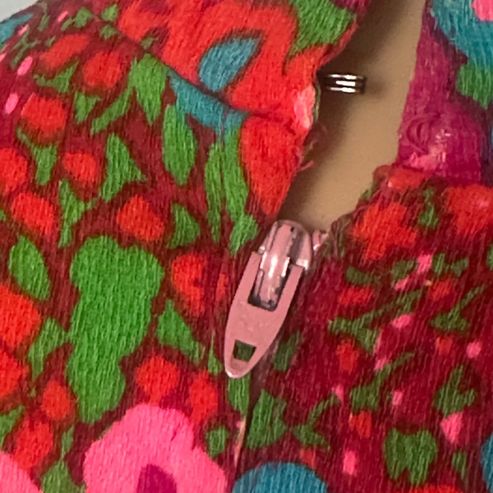 Vtg 1960s Mod Mini Dress Red Floral Print High Neck Choker Collar Colorful - Picture 6 of 6